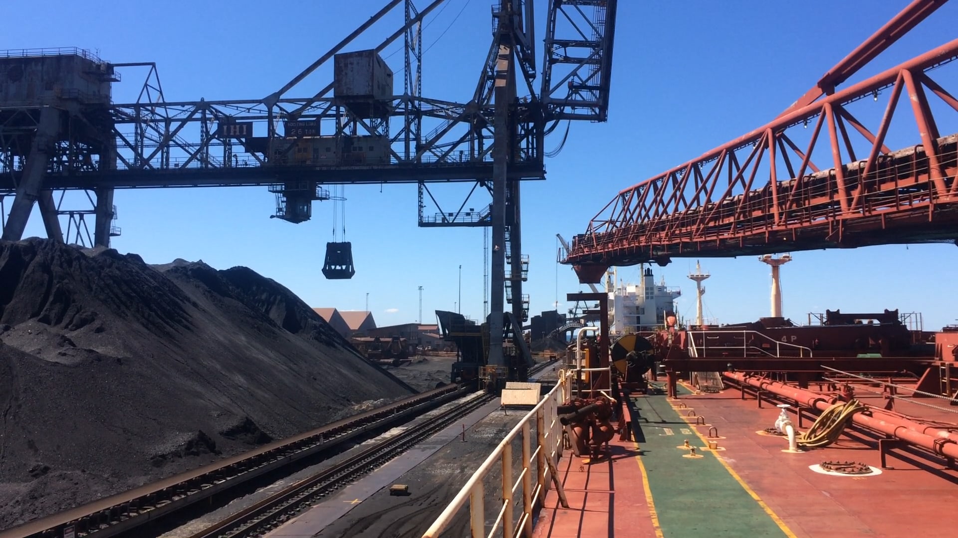 Bulk-material transfer equipment beside a vessel at Whyalla